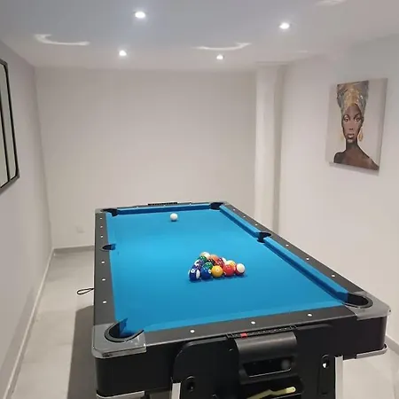 Jacuzzi /billard Apartment